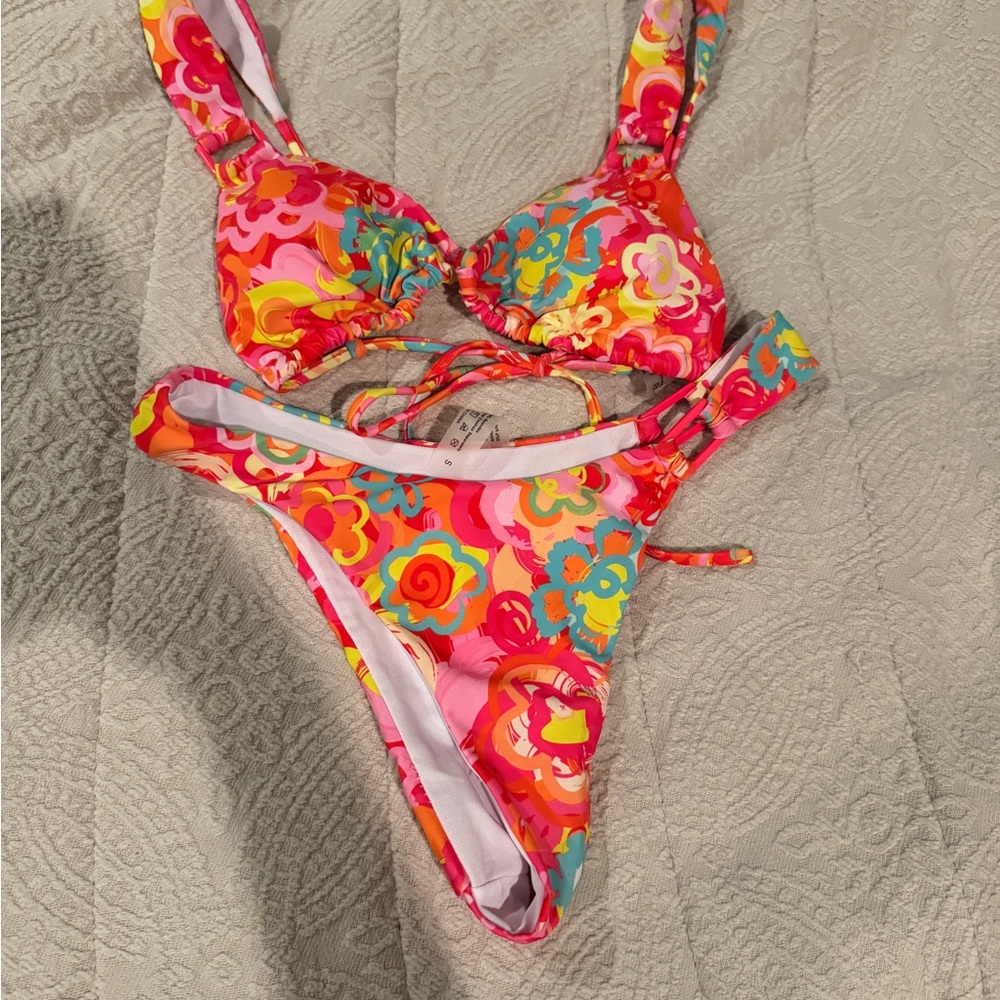 Bright fun bikini!!